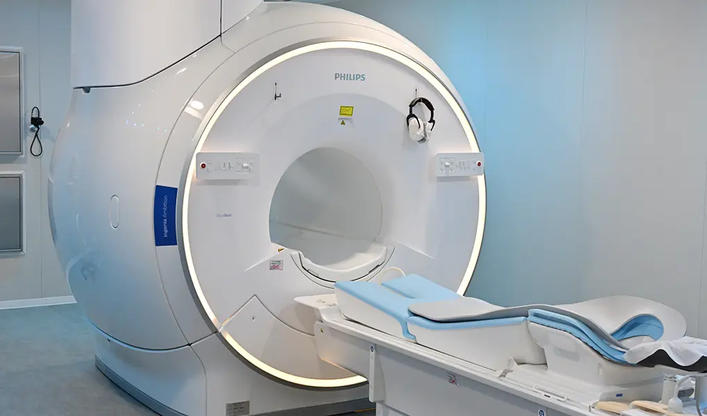 MRI（磁気共鳴画像法）