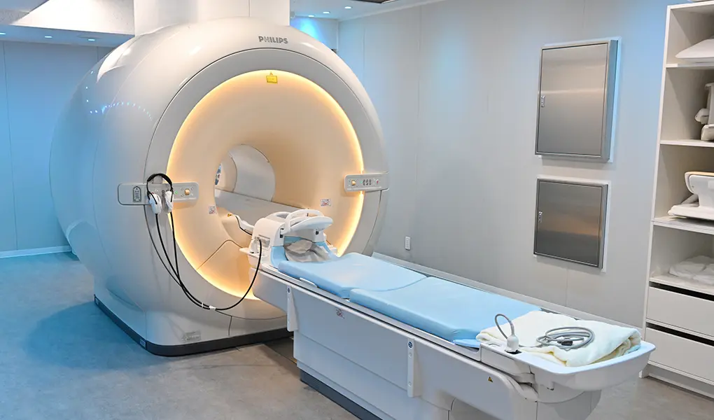 MRI（磁気共鳴画像法）